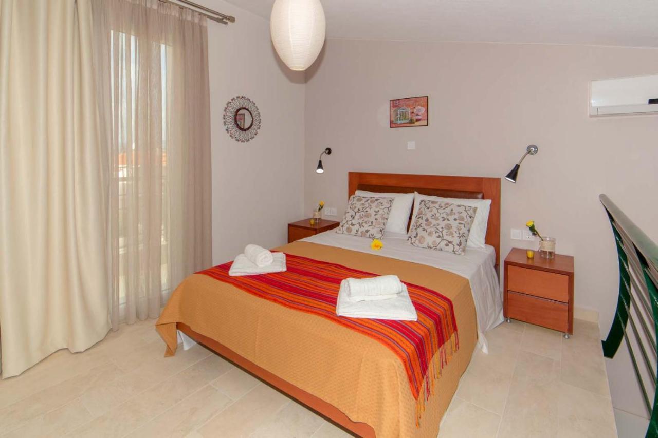 Erosaria Suites Nikiti  Exterior photo