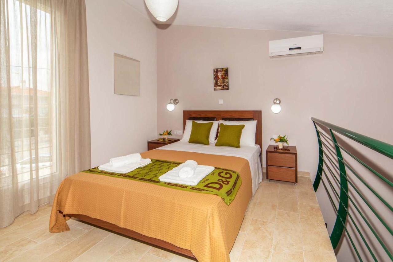 Erosaria Suites Nikiti  Exterior photo